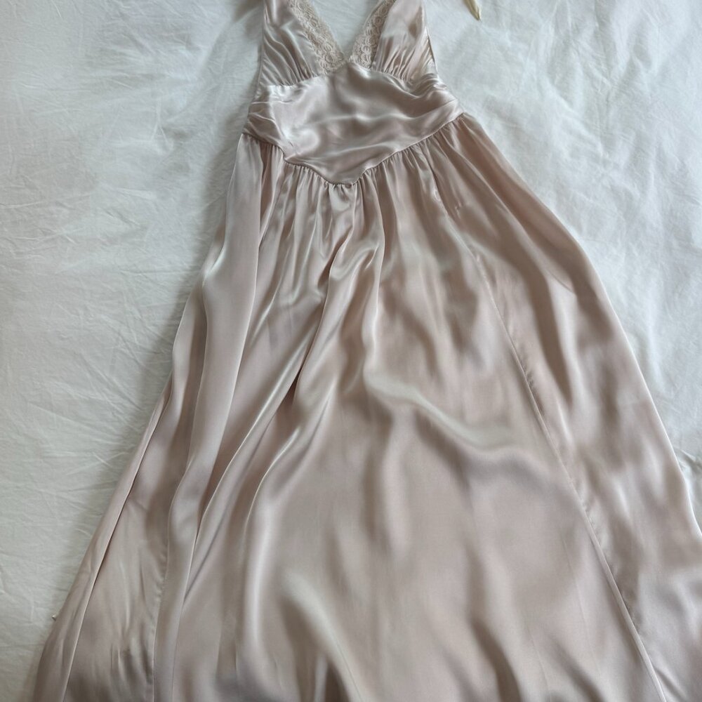 Helsa pink/beige maxi silk dress with cuet bowtie - Picture 4 of 6